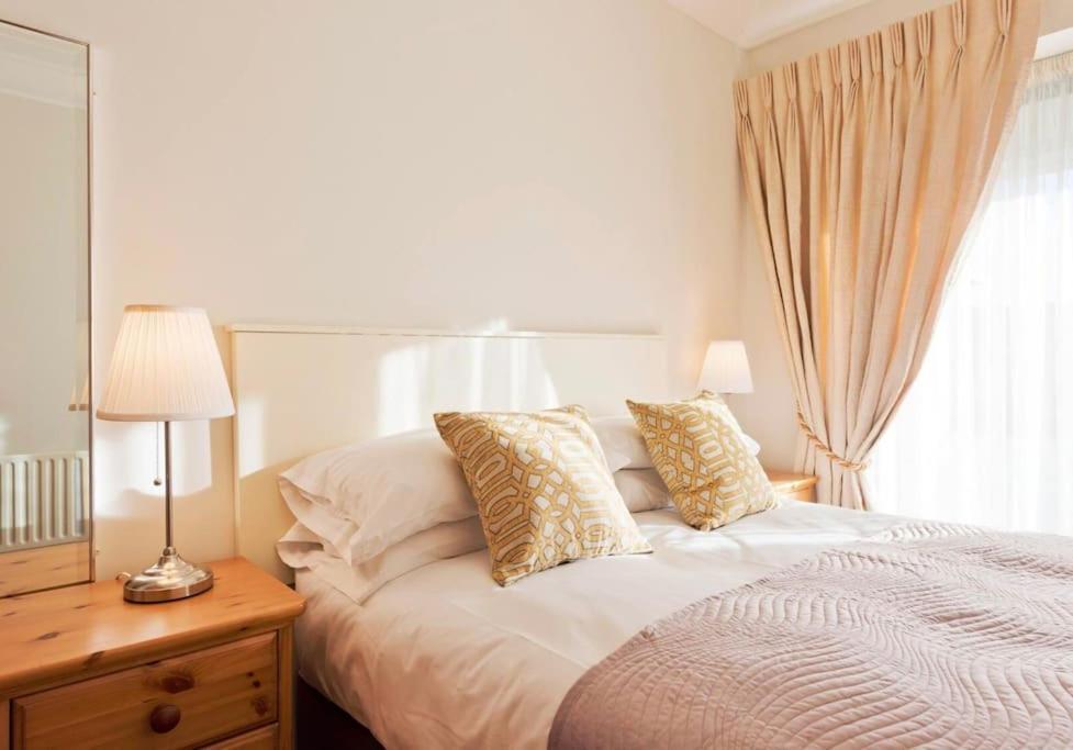 Luxury Apartment In D1 Dublin Exterior photo