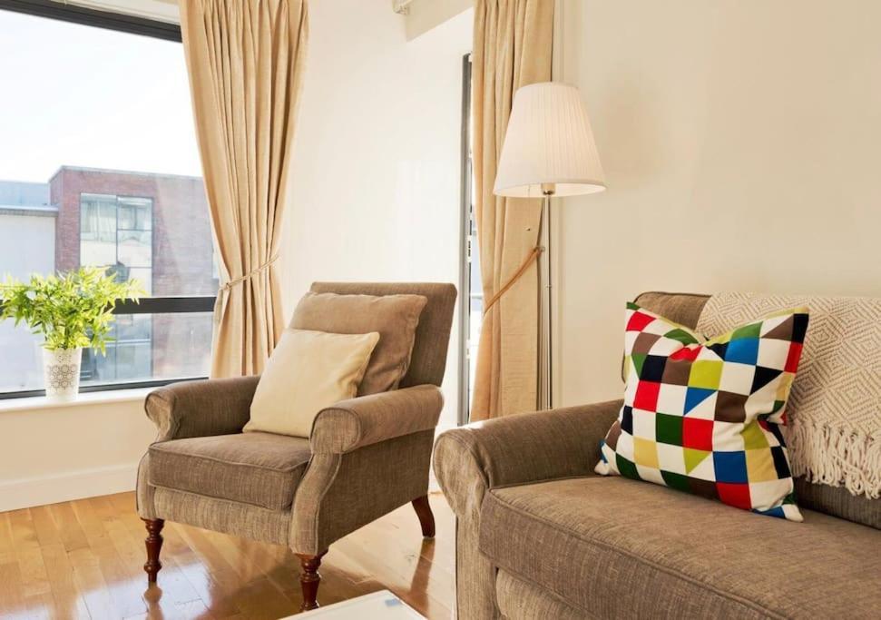 Luxury Apartment In D1 Dublin Exterior photo